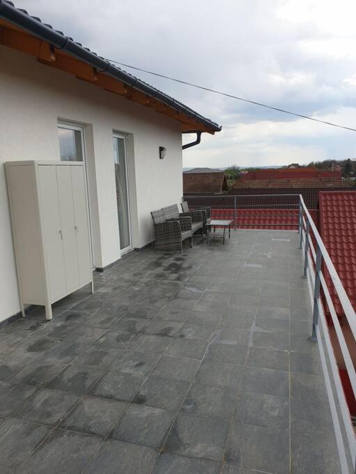 Max Studio Sancraiu de Mures المظهر الخارجي الصورة